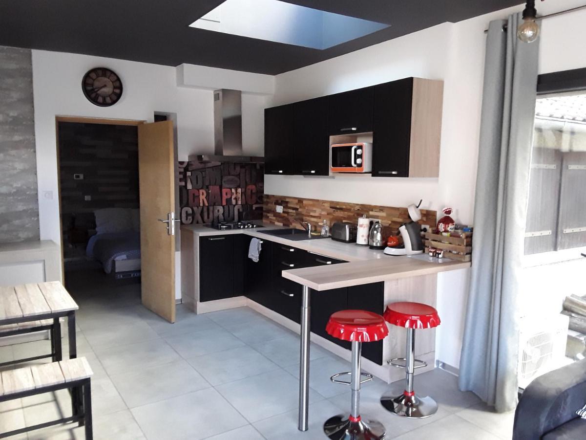 Ferienwohnung Joli 2 Pieces Esprit Loft Moderne Pau Exterior foto