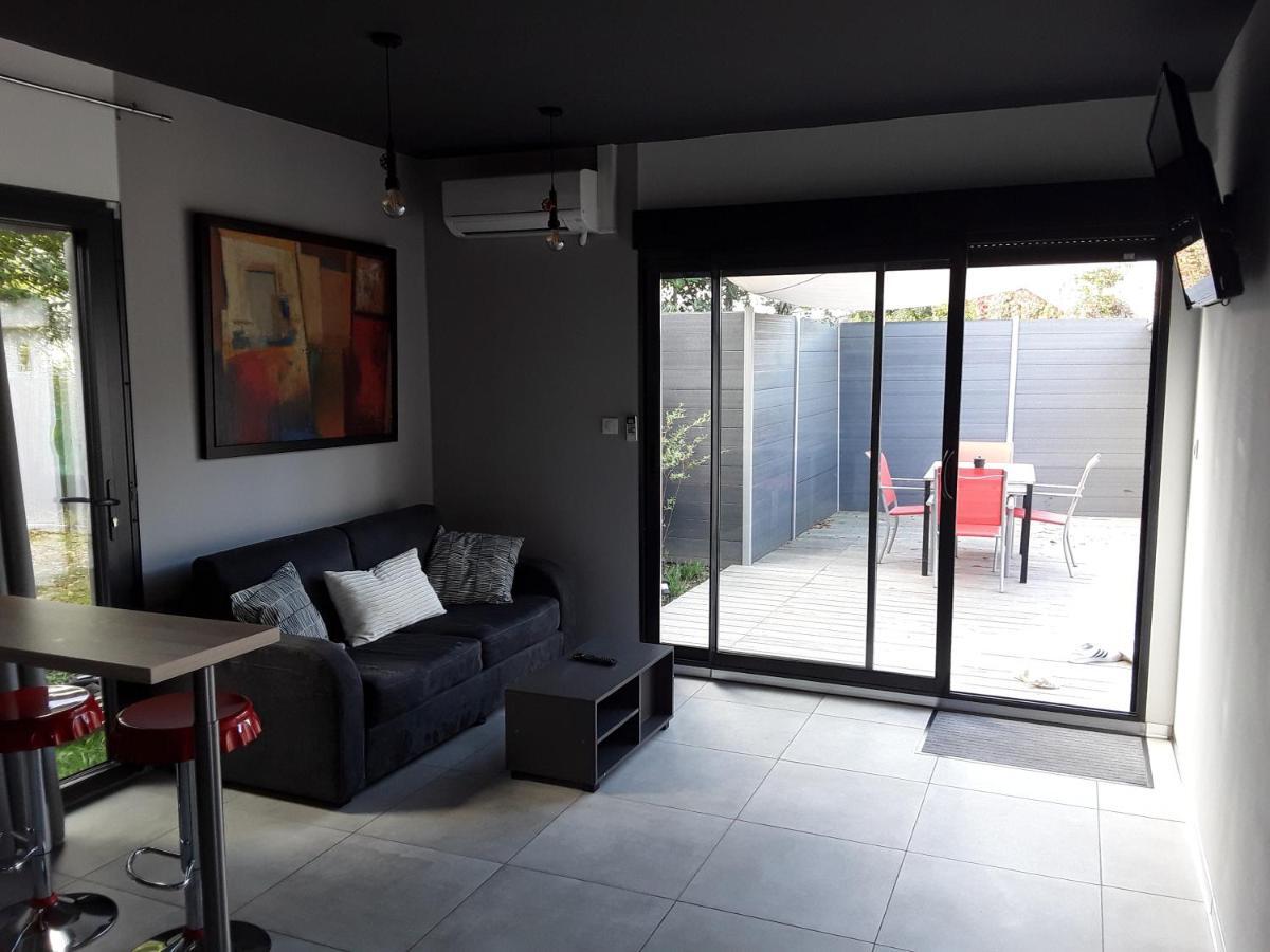 Ferienwohnung Joli 2 Pieces Esprit Loft Moderne Pau Exterior foto